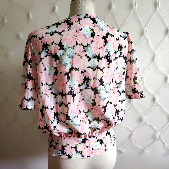 Spring Vintage Floral Blouse / Tie Up Waist / Black/Pink/Blue / Sz 10/12 - Picture 4 of 6